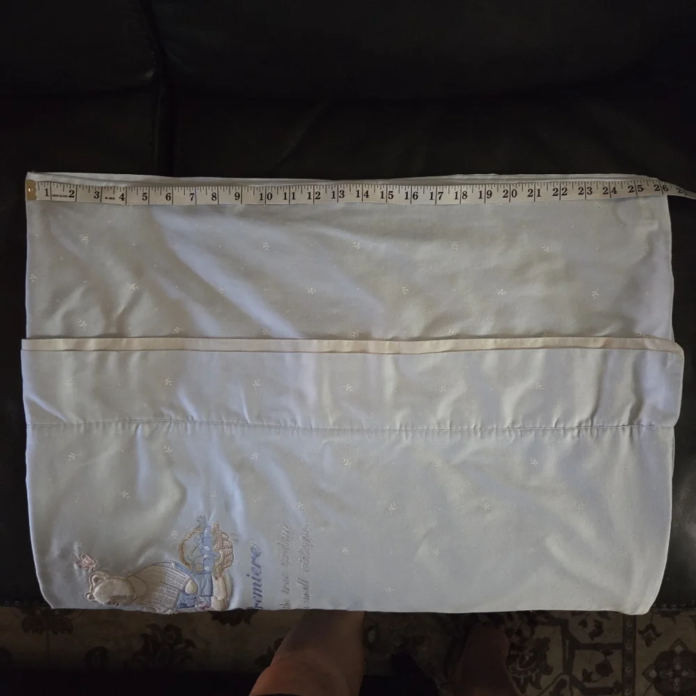 Agabang Premiere Embroidered Duvet